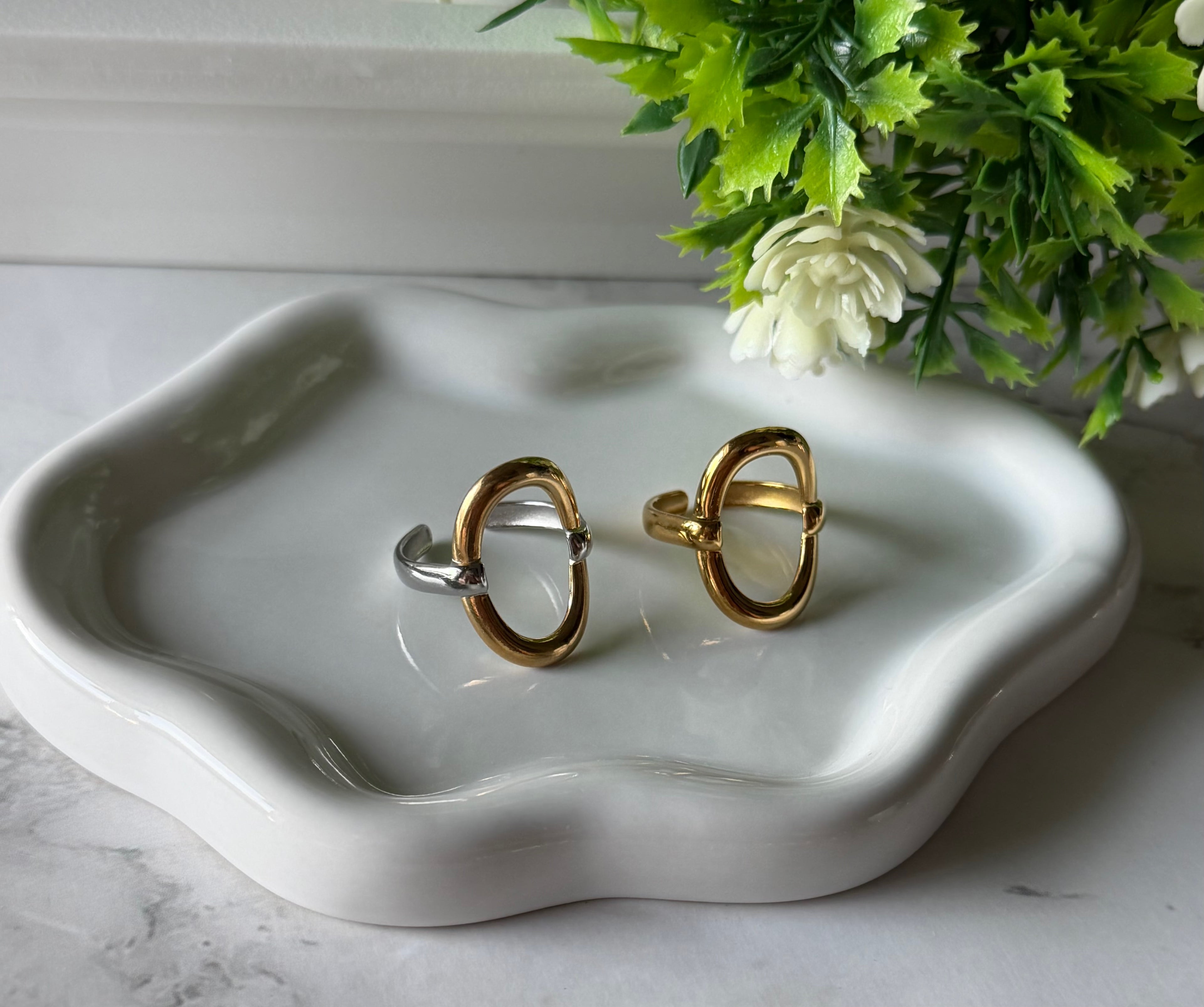 Oval Link Adjustable Ring