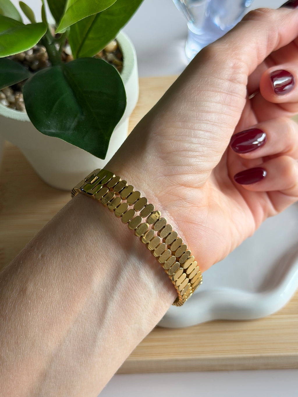 Classic Gold Link Bracelet