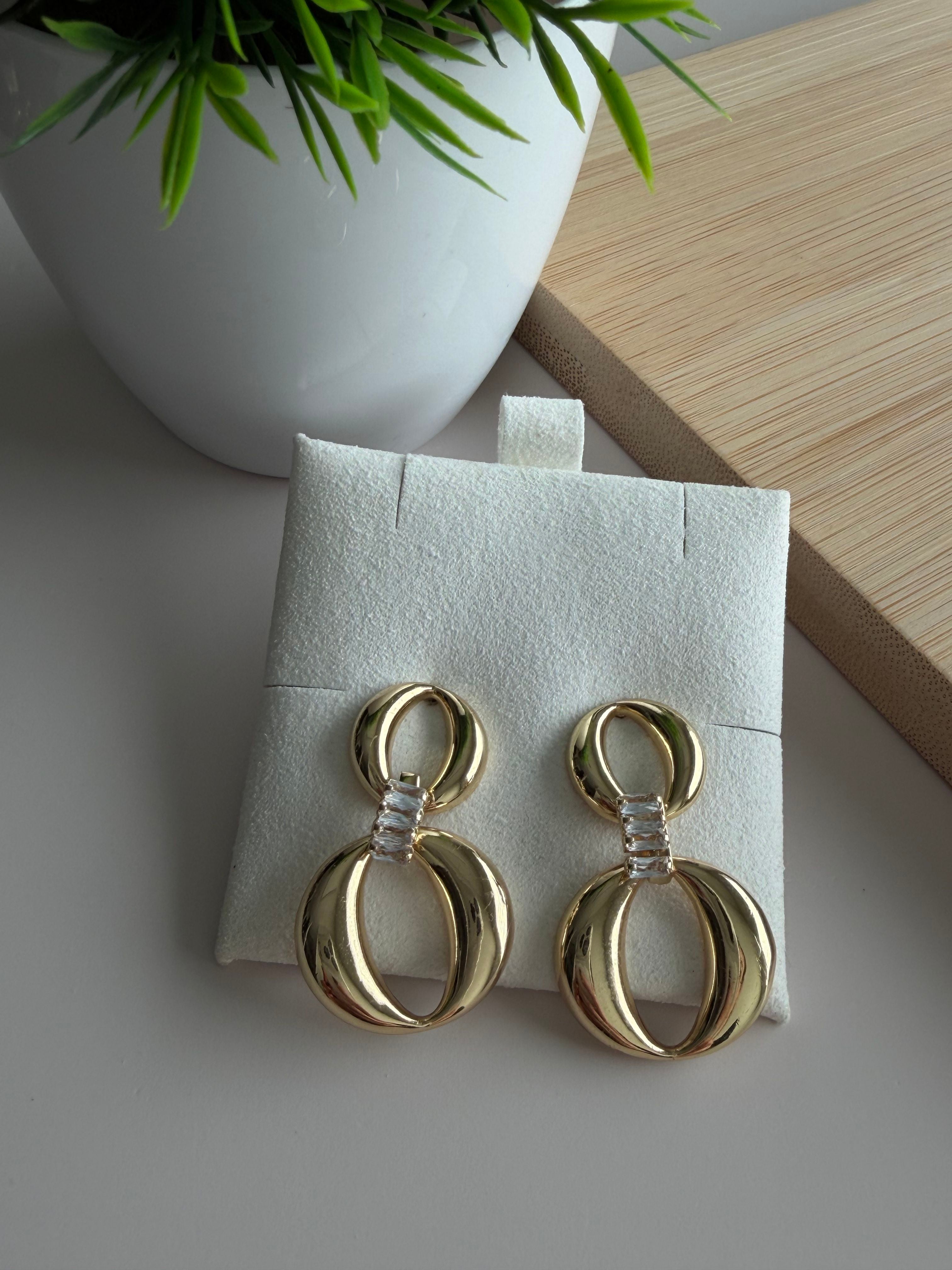 Gold Link Circle Earrings