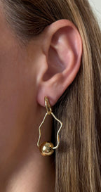 Sculpted Gold Drop Earrings | Modern Wave Design