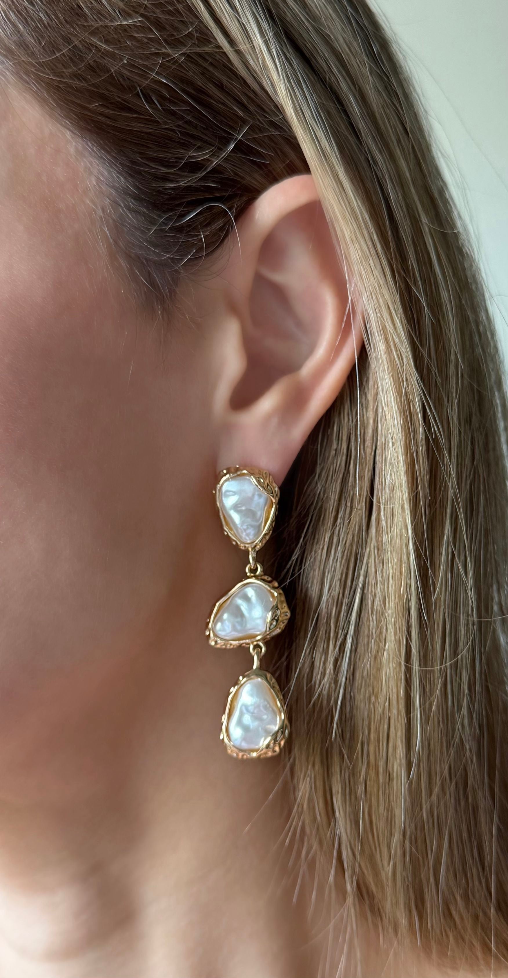 Modern Pearl Drop Earrings