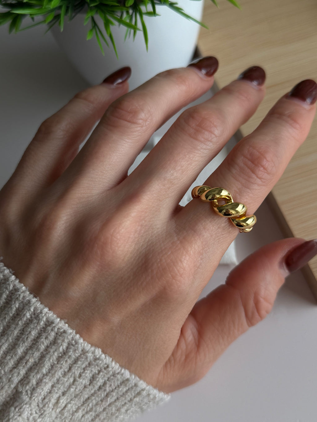Twisted Chunky Adjustable Ring