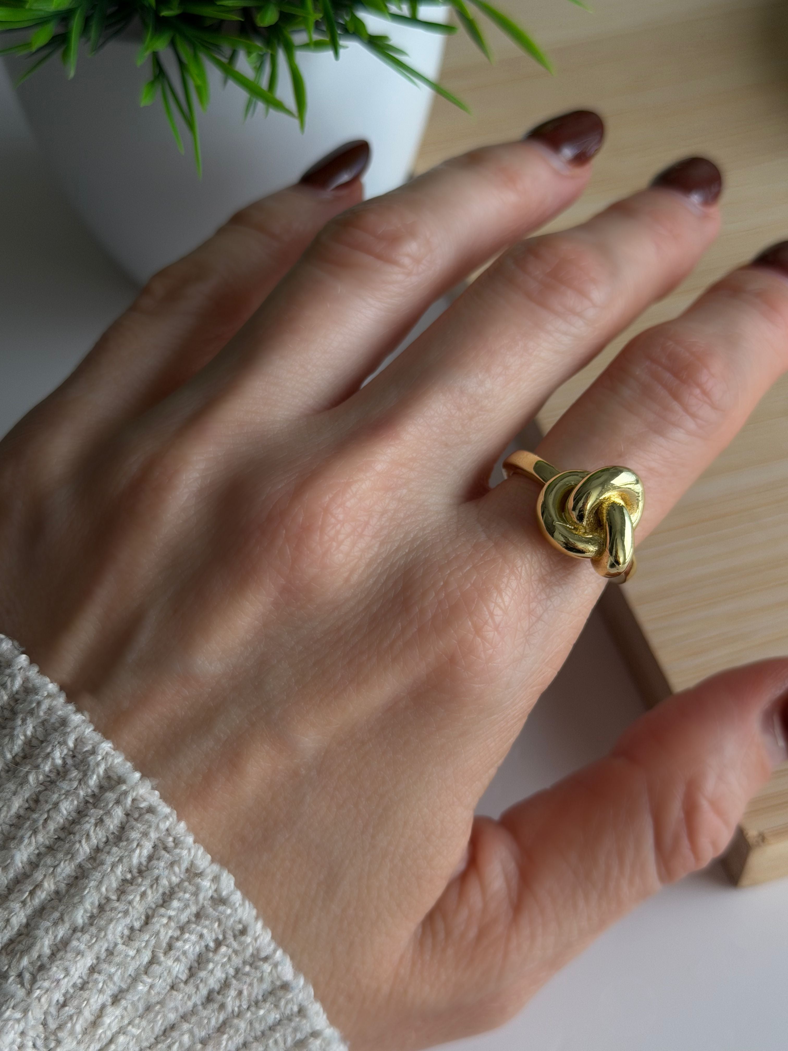 Classic Knot Adjustable Ring