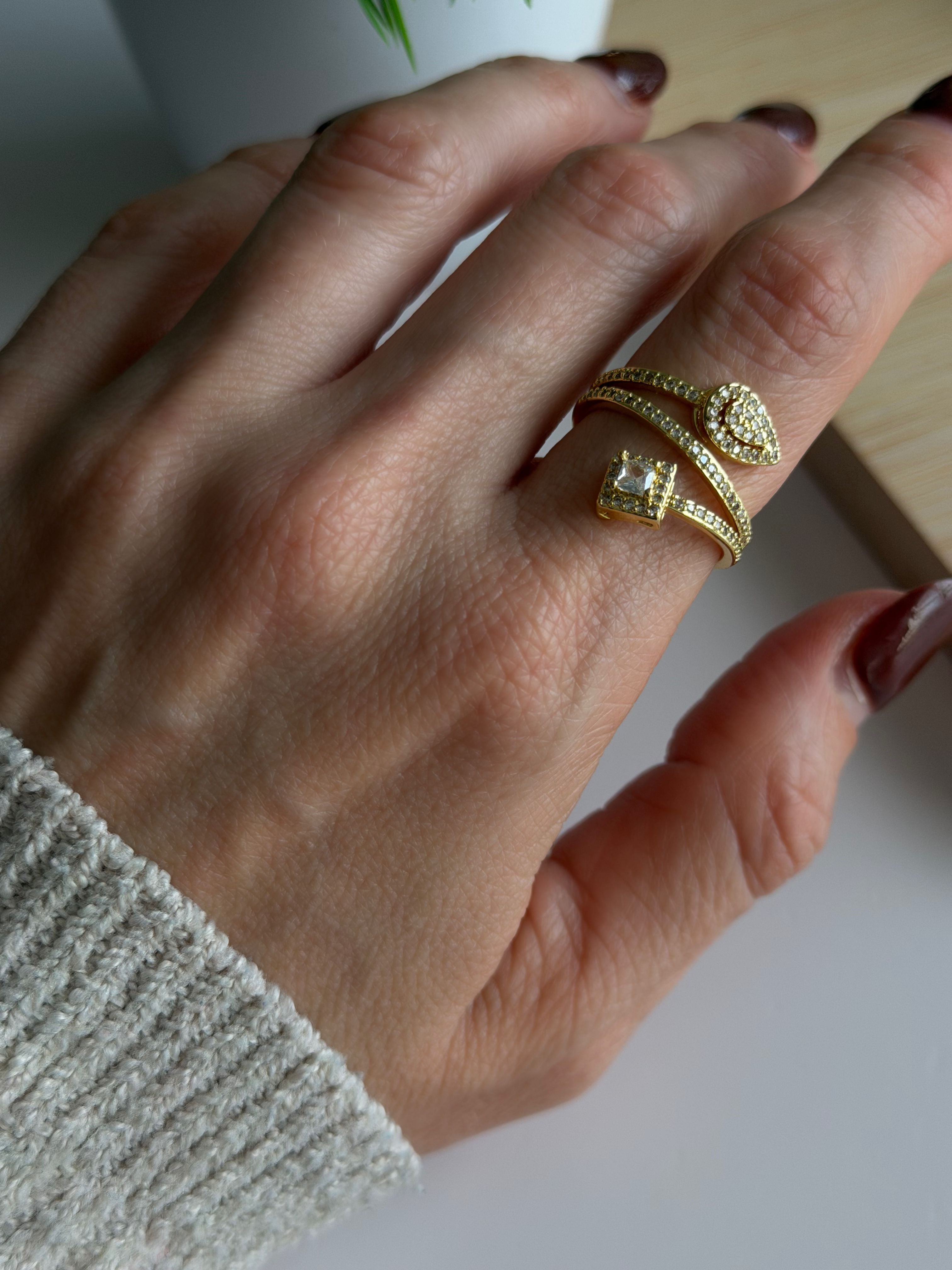 Dual Shape Adjustable Ring