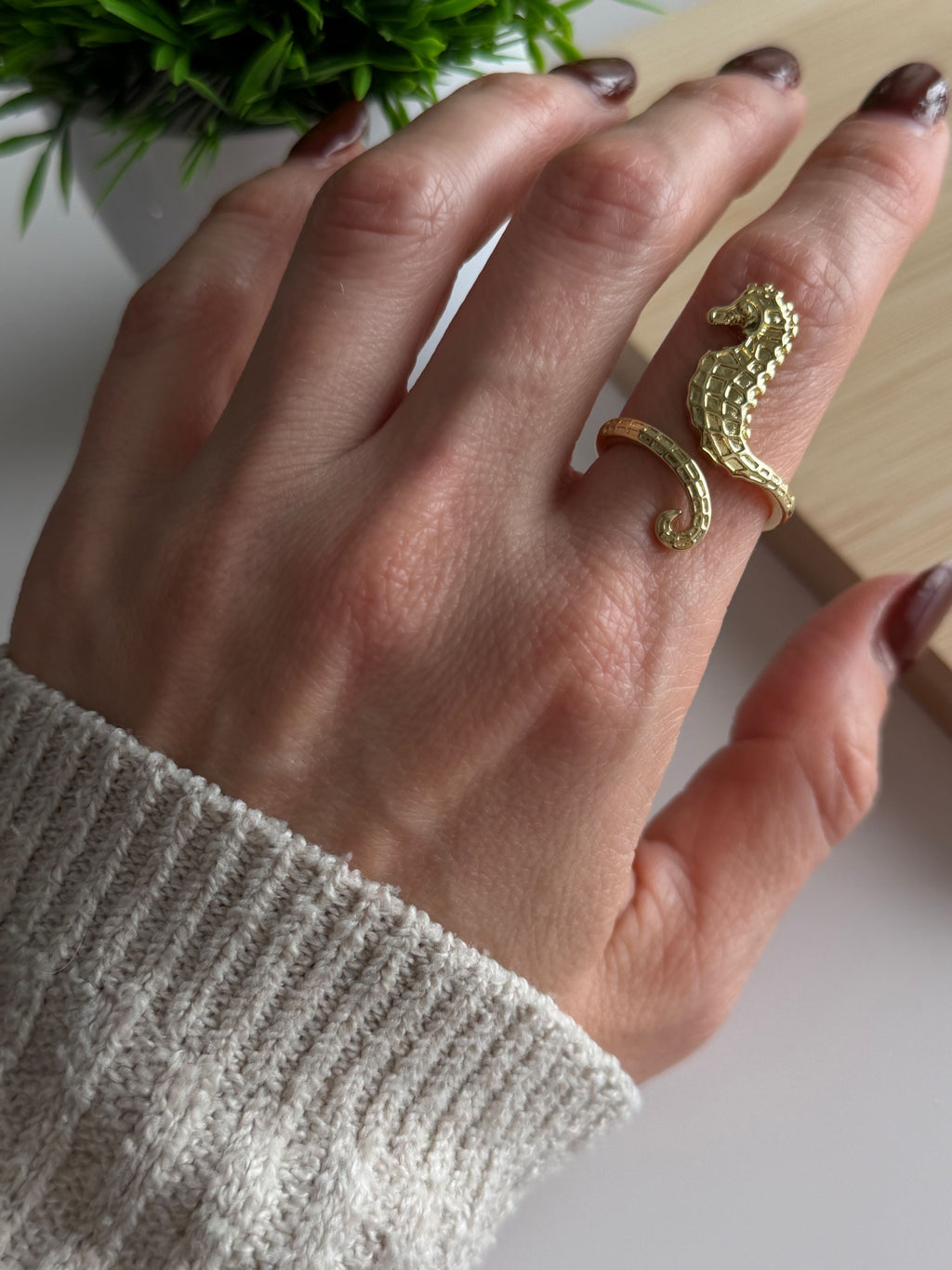 Seahorse Open Ring