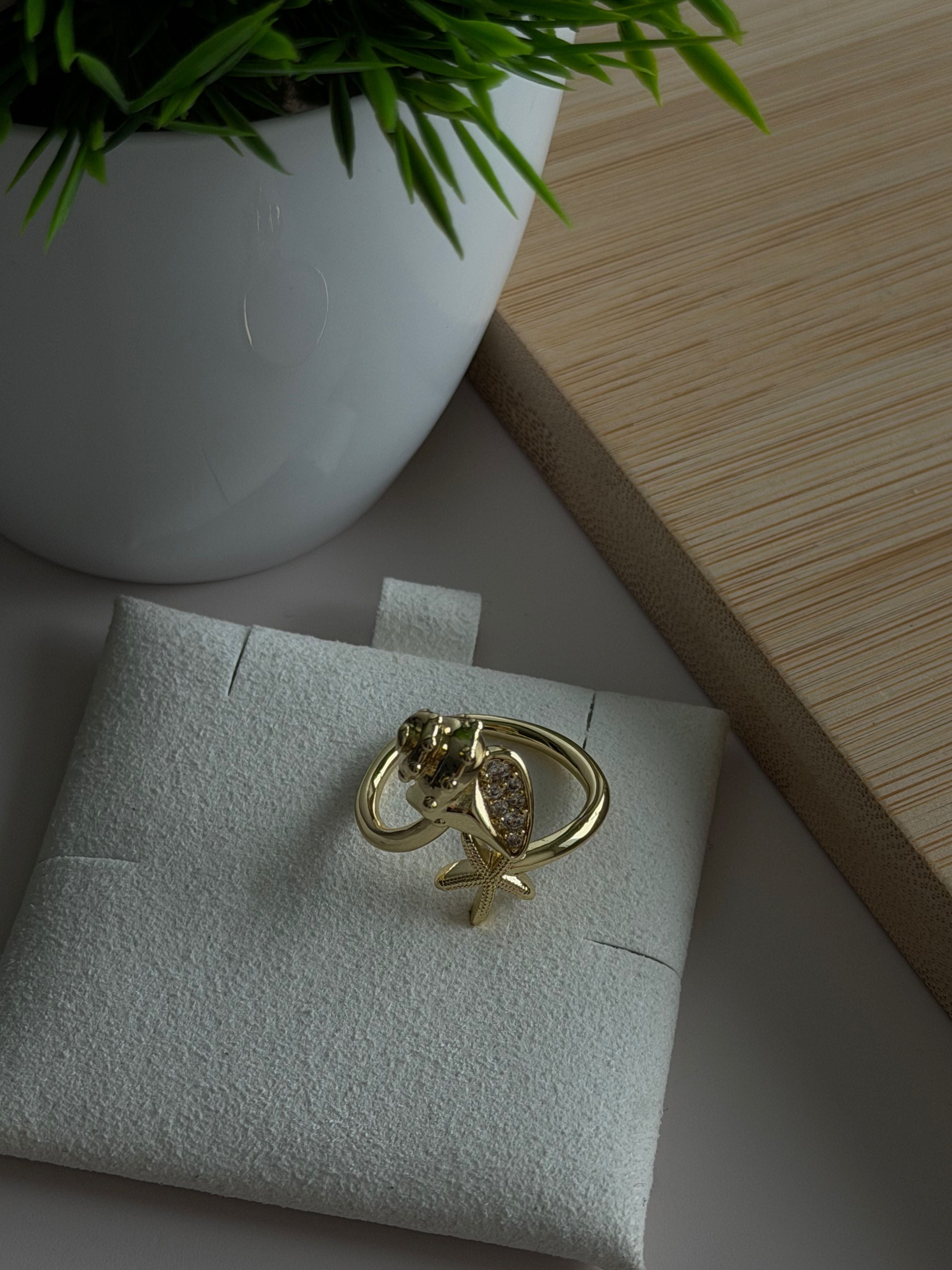 Star & Shell Open Ring