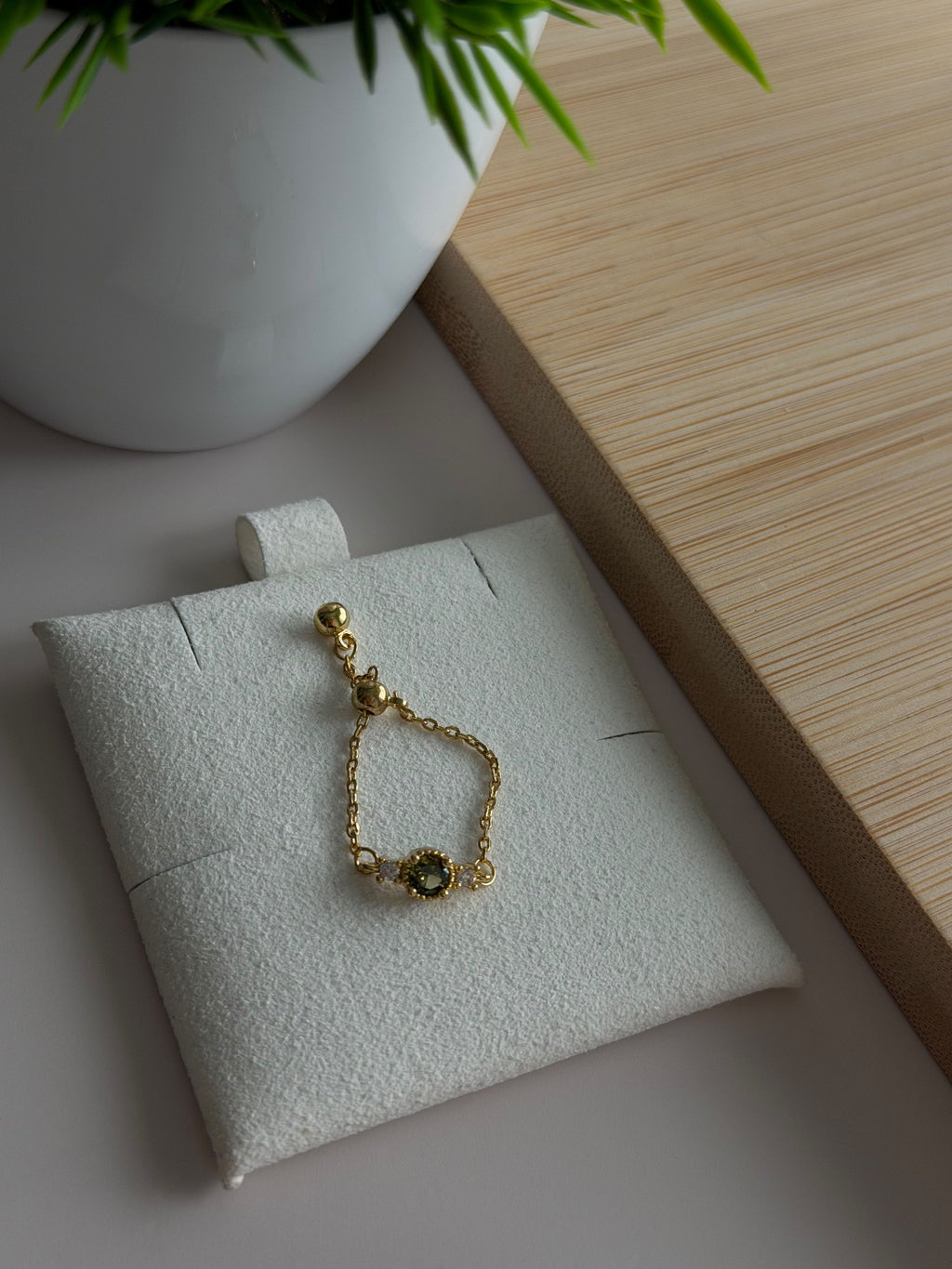 Green Sparkle Chain Ring