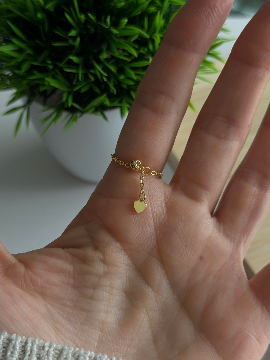 Rectangular Crystal Chain Ring