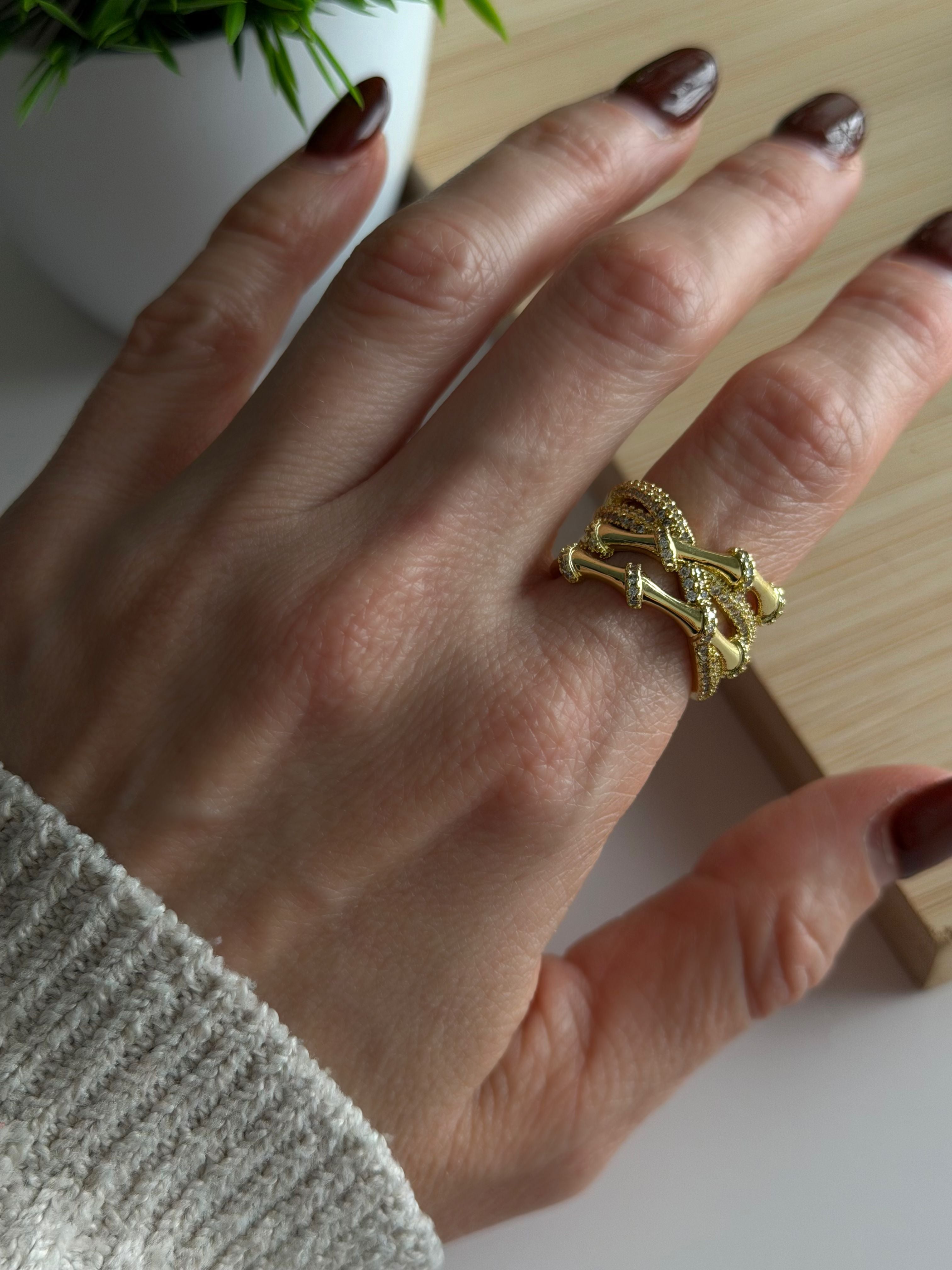 Twisted Layers Ring