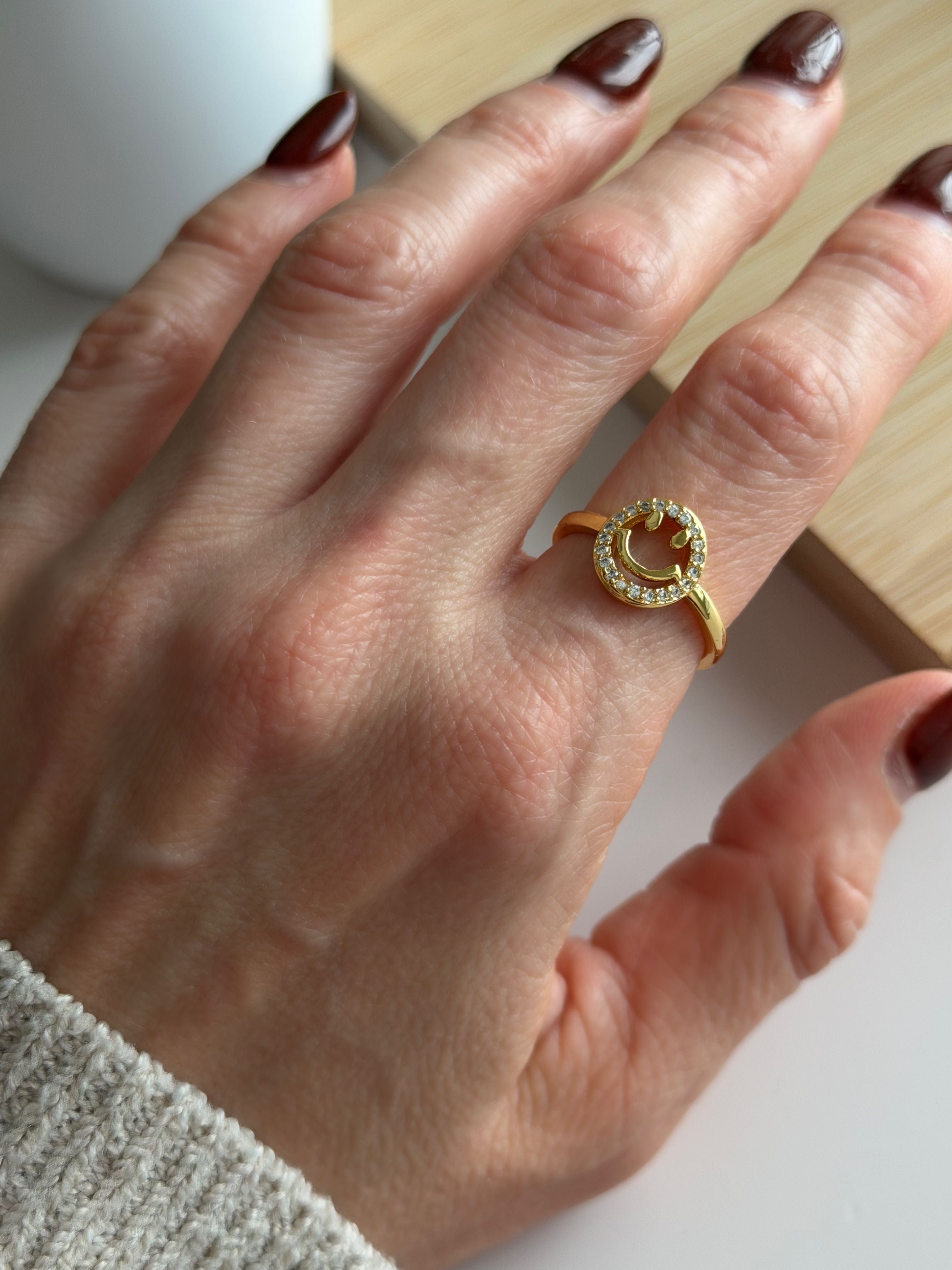 Smiley Sparkle Ring