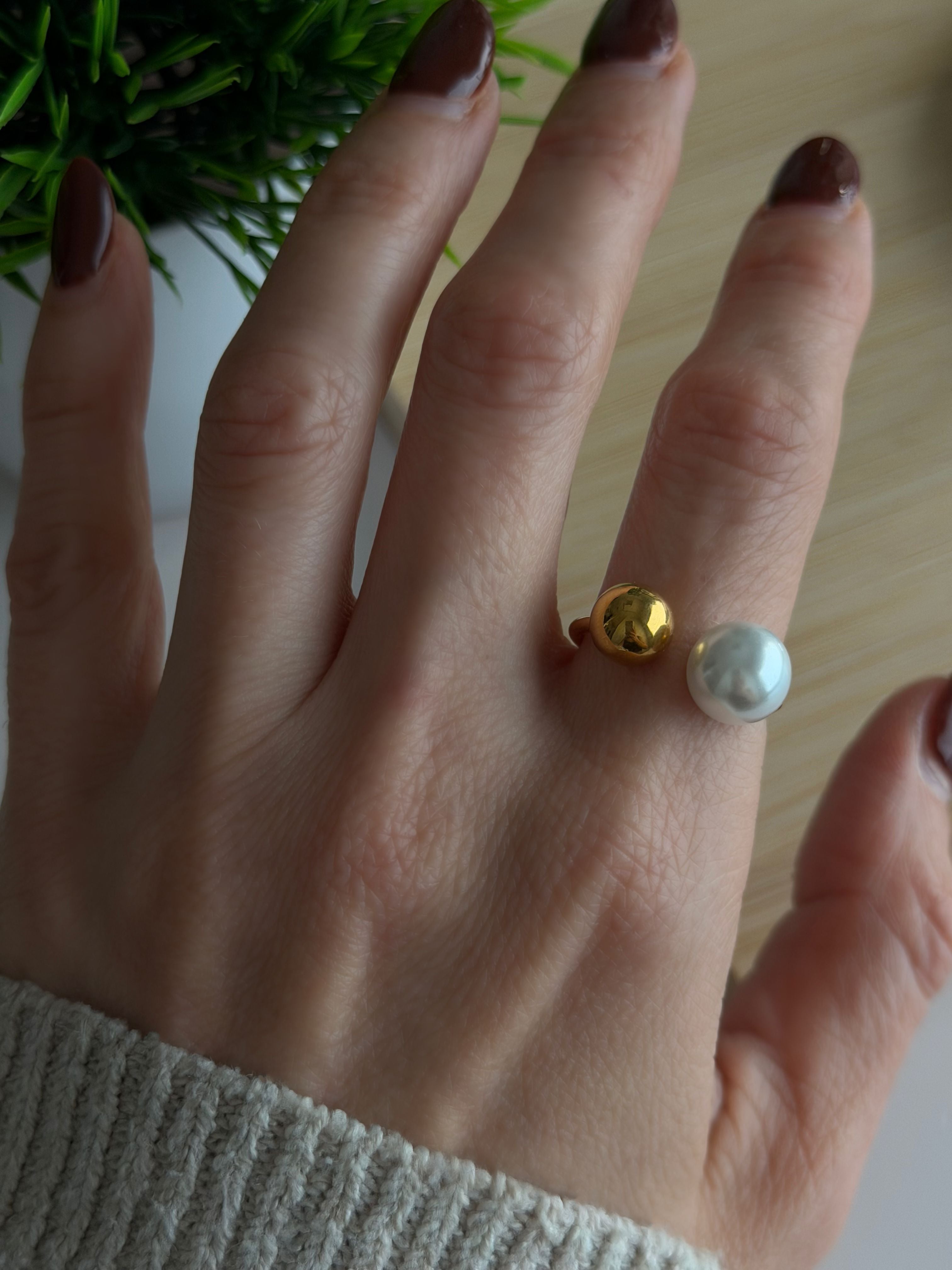 Pearl Duo Ring