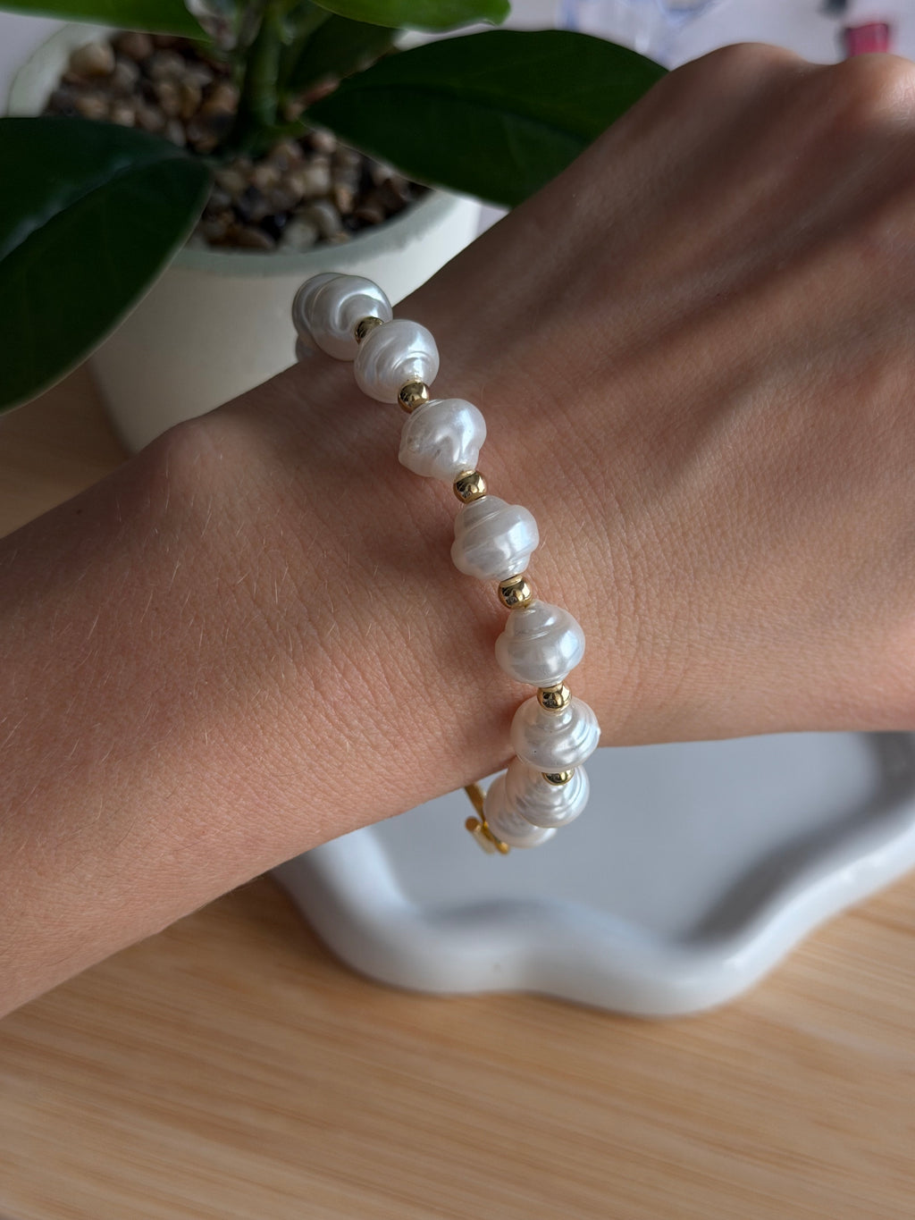 Baroque Pearl Bracelet