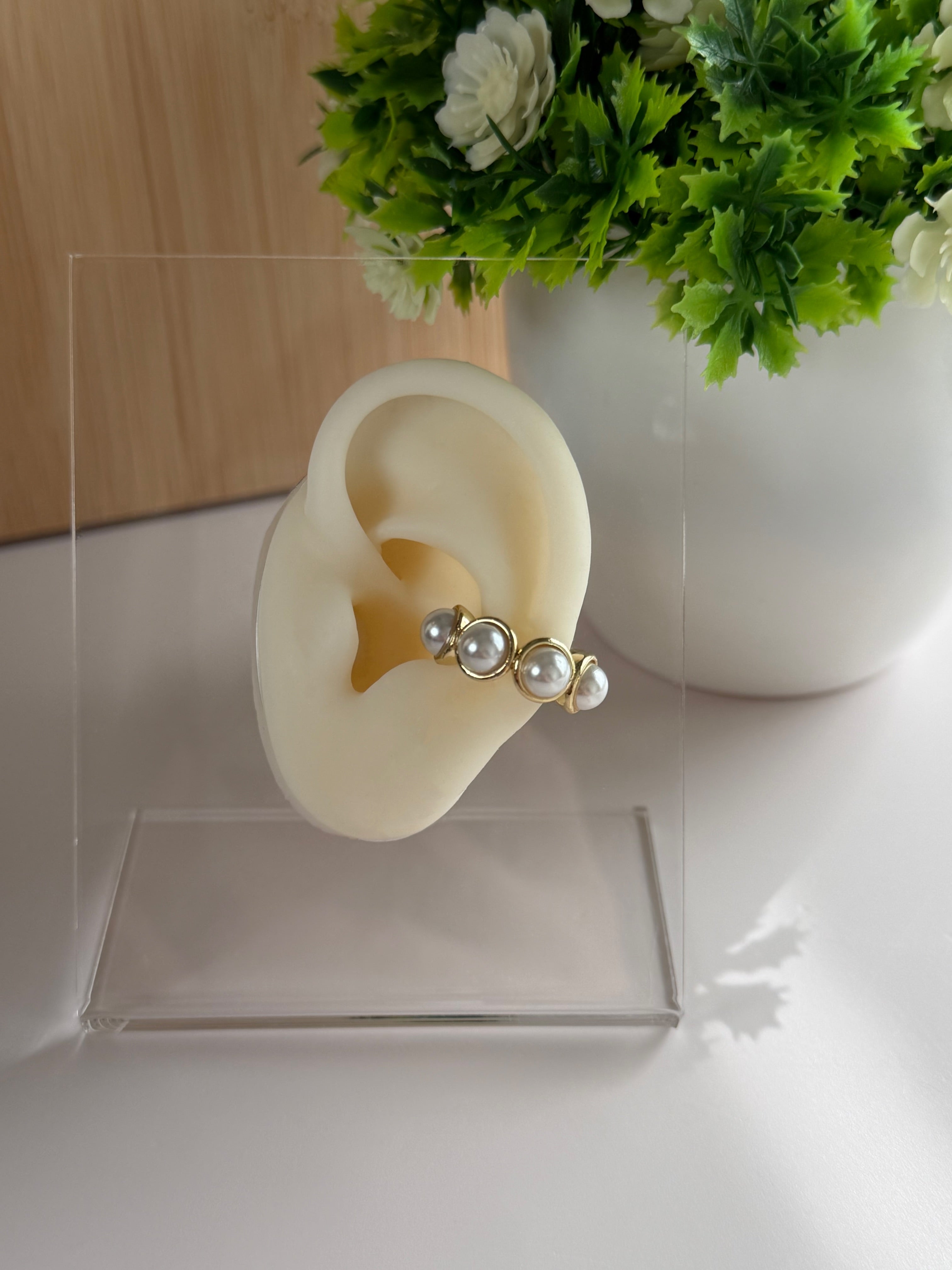 Pearl Cluster Ear Cuff