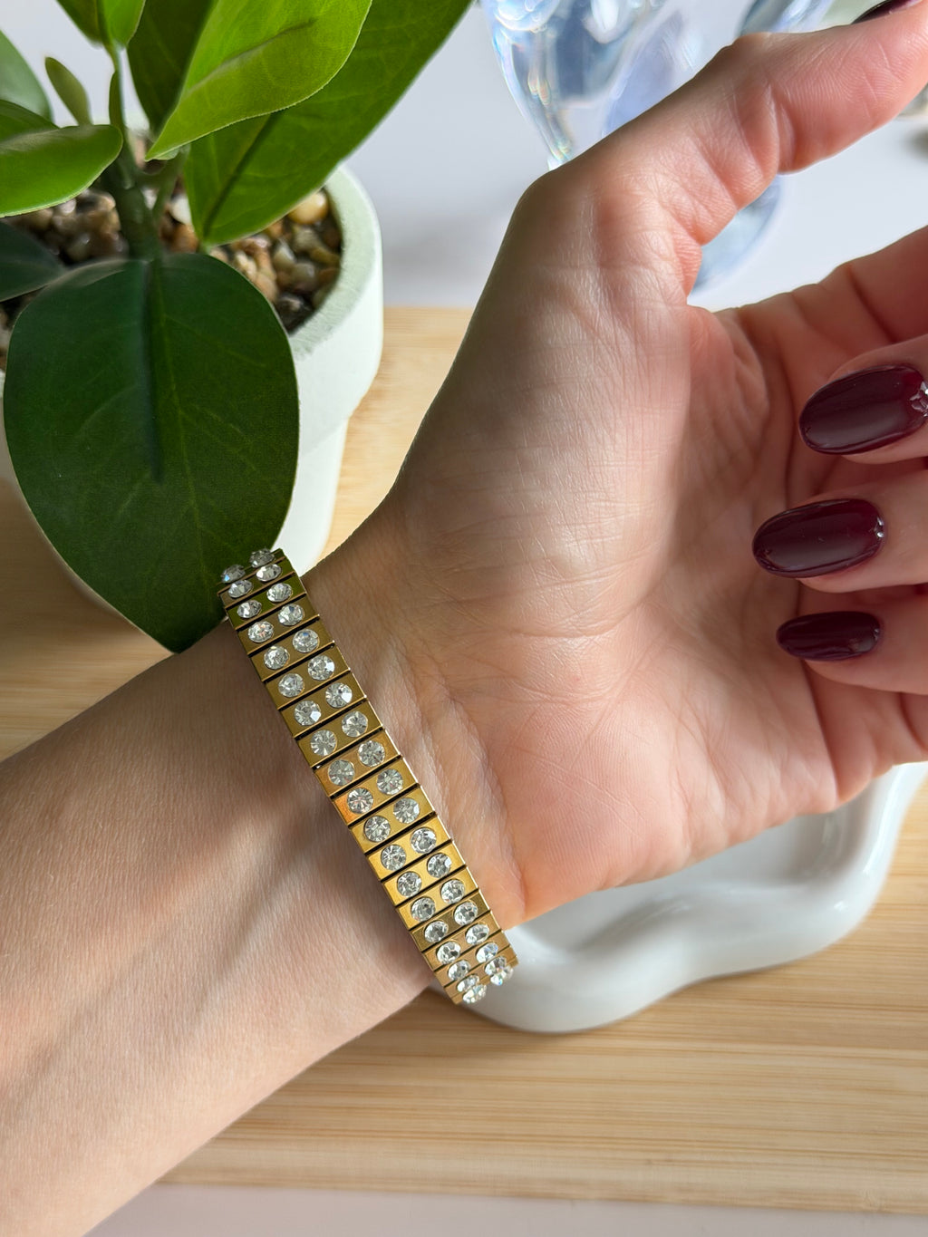 Bold Crystal Stretch Bracelet