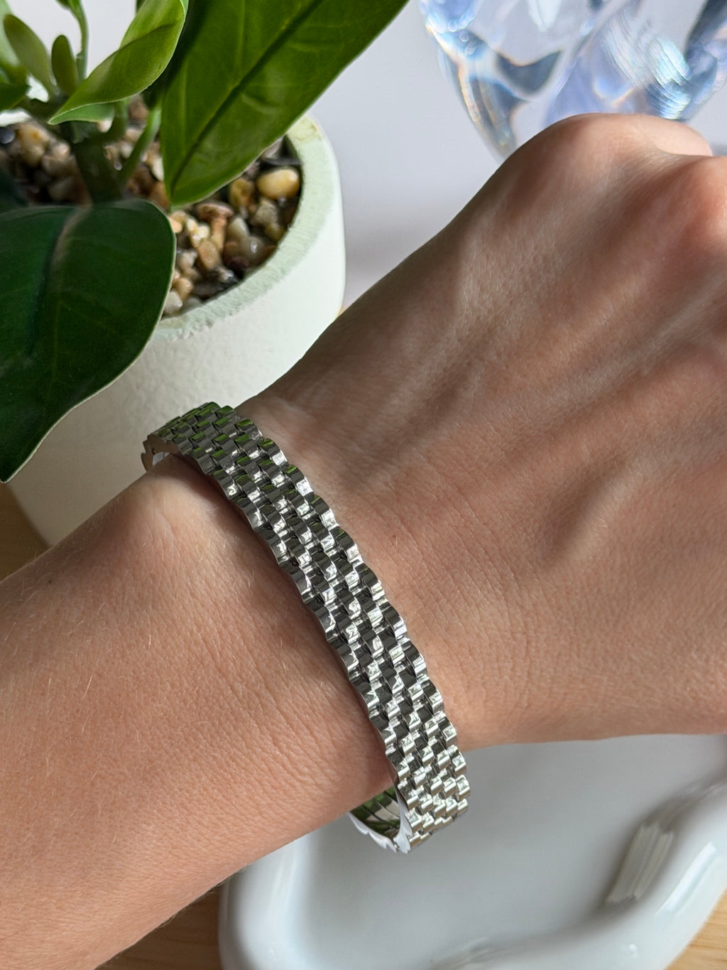 Modern Mesh Bracelet