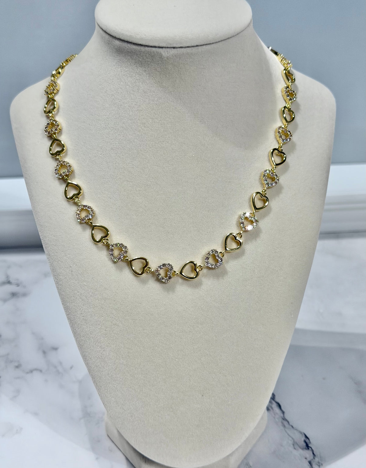 Golden Heart Link Necklace