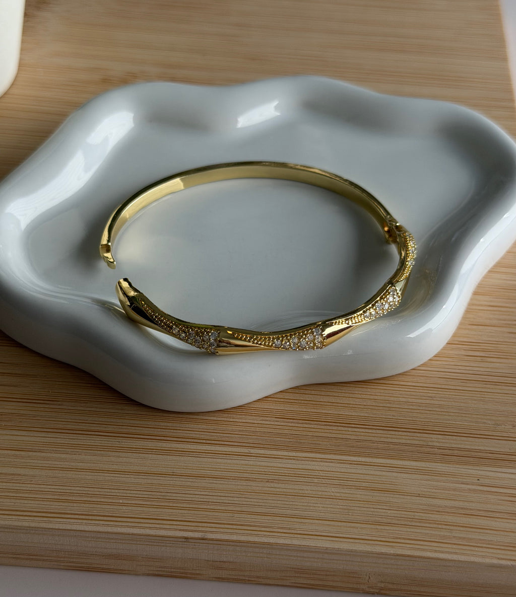 Twist Crystal Gold Bangle