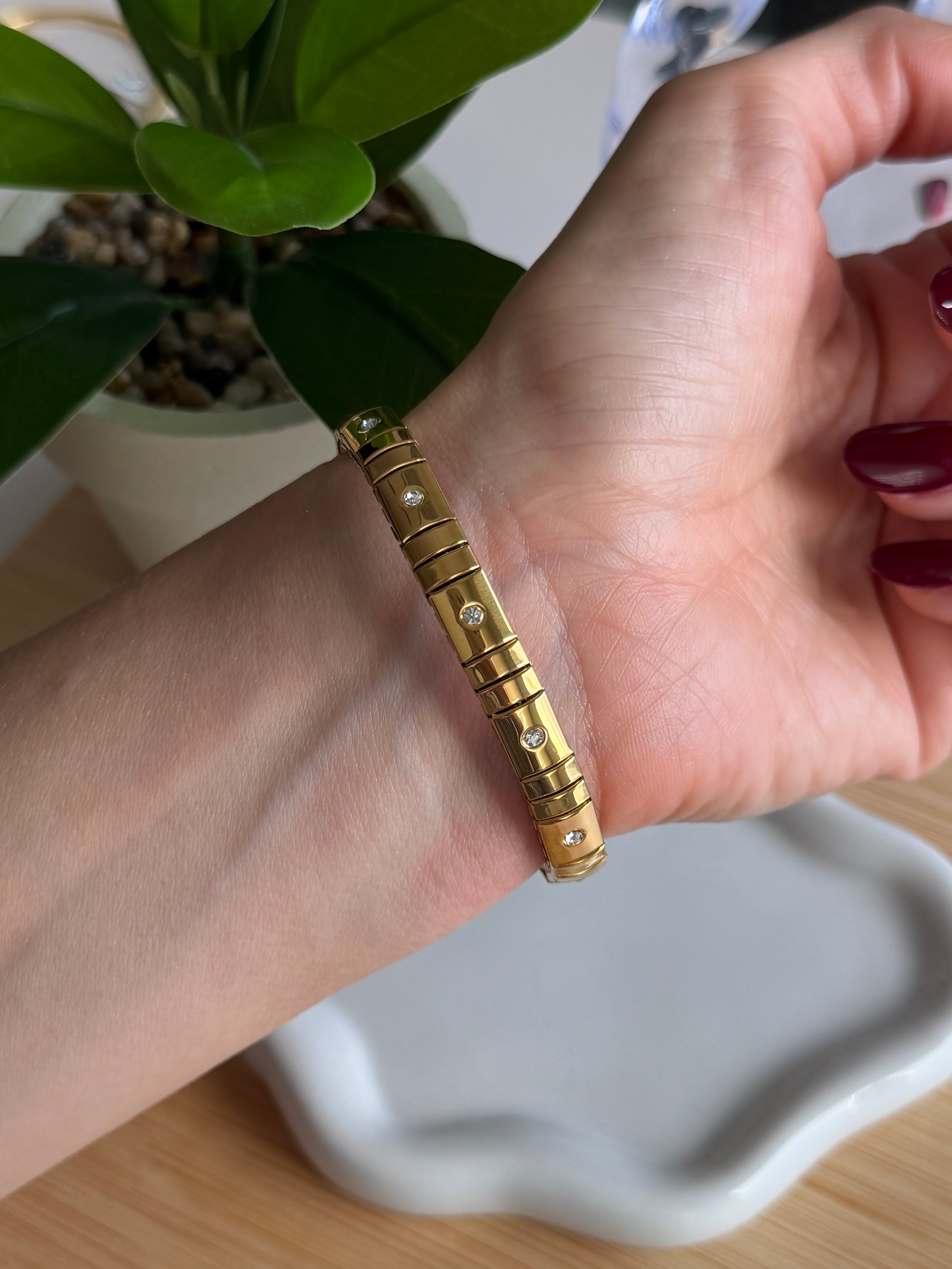 Elastic Shine Bracelet