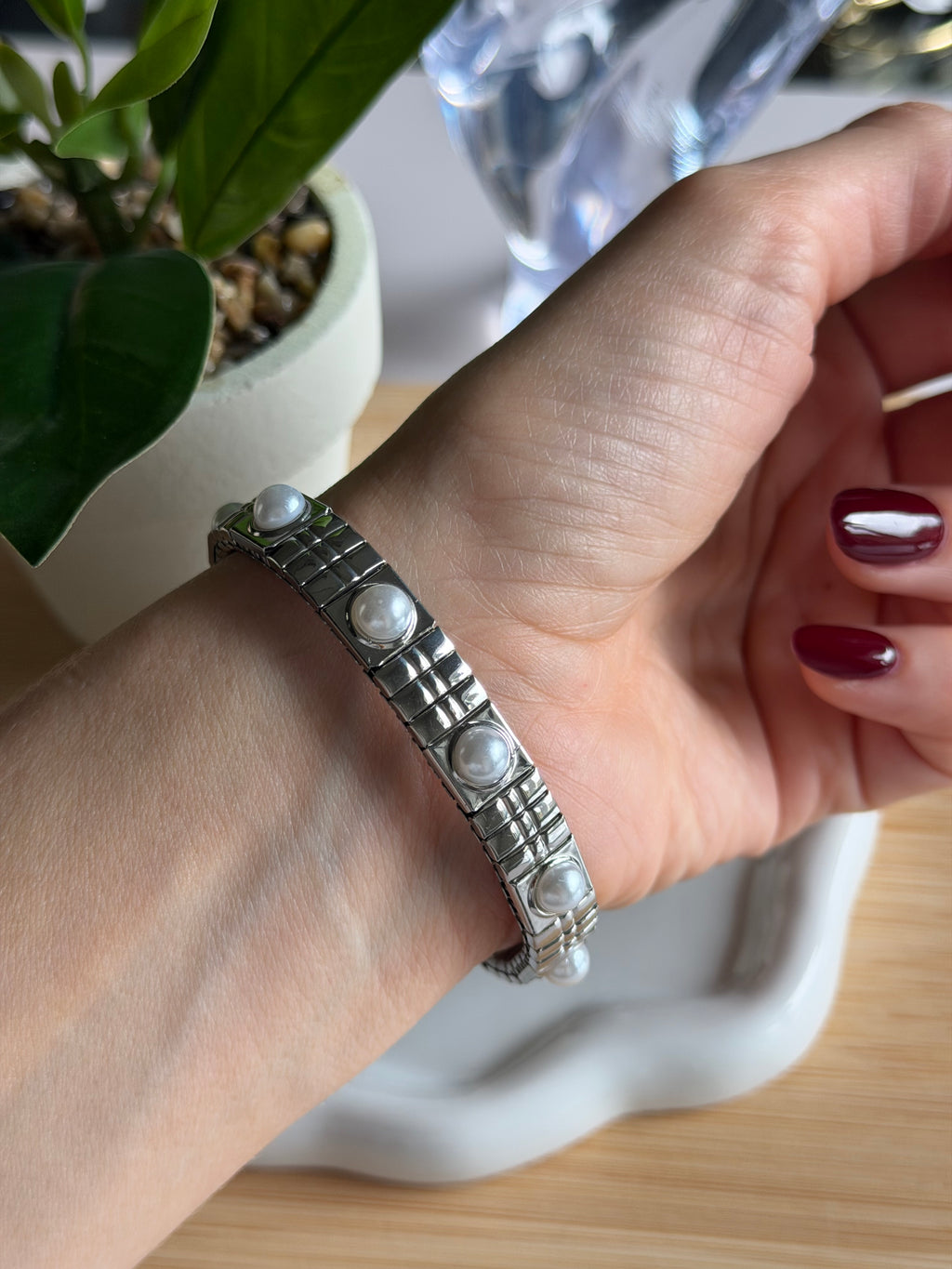 Elastic Steel Pearl Bracelet