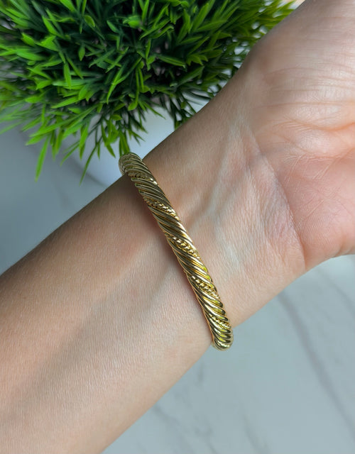 Cable Twist Cuff Bracelet