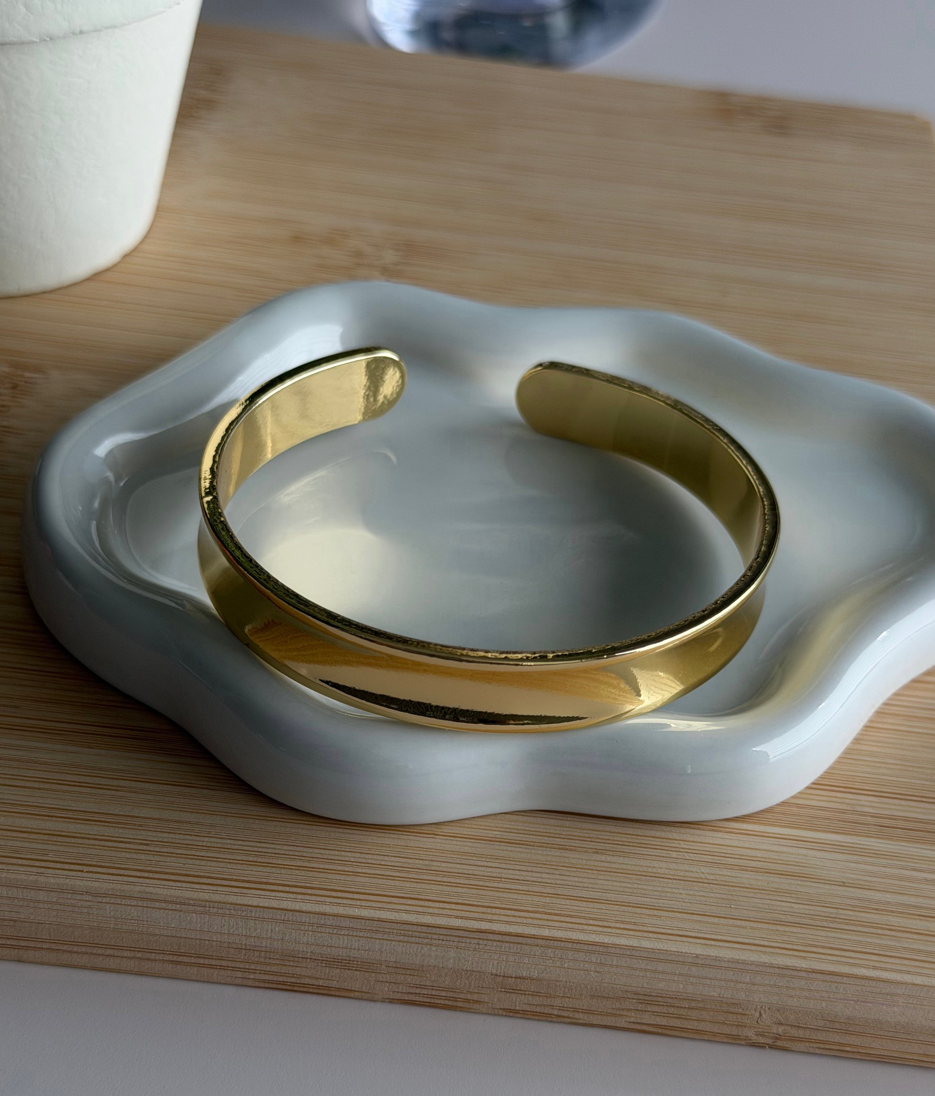 Smooth Gold Cuff