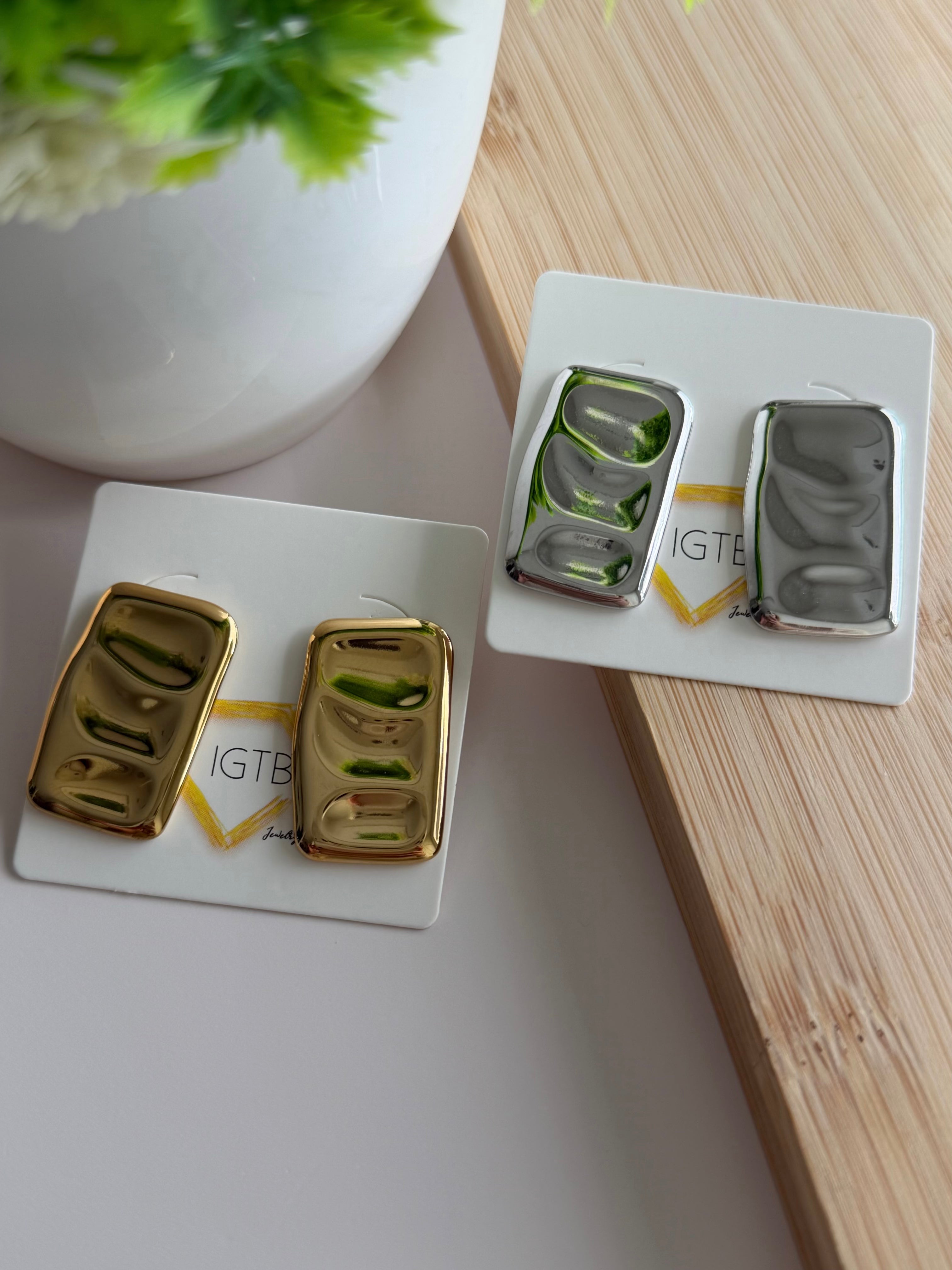 Sculpted Rectangle Stud Earrings