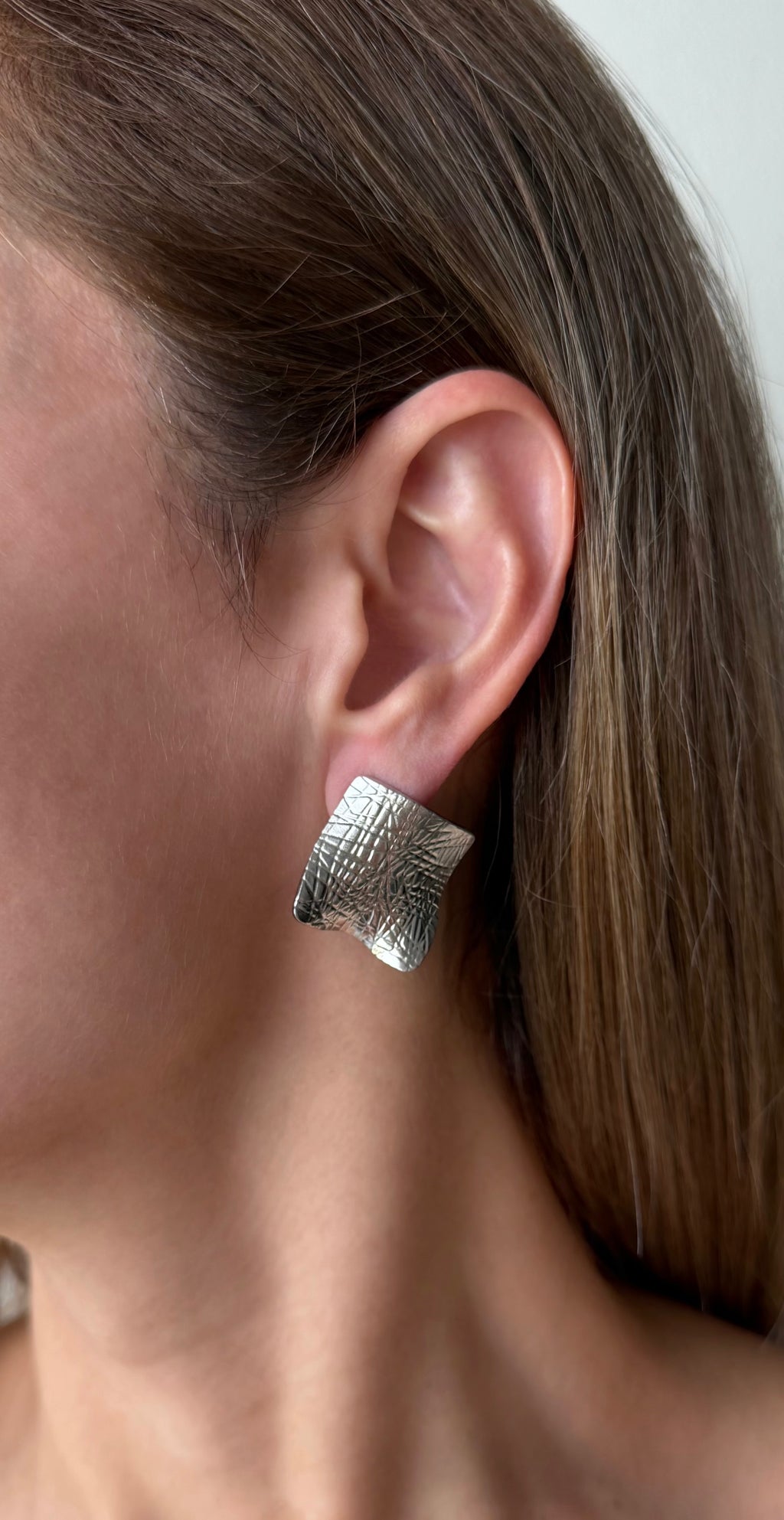 Textured Wavy Square Earrings