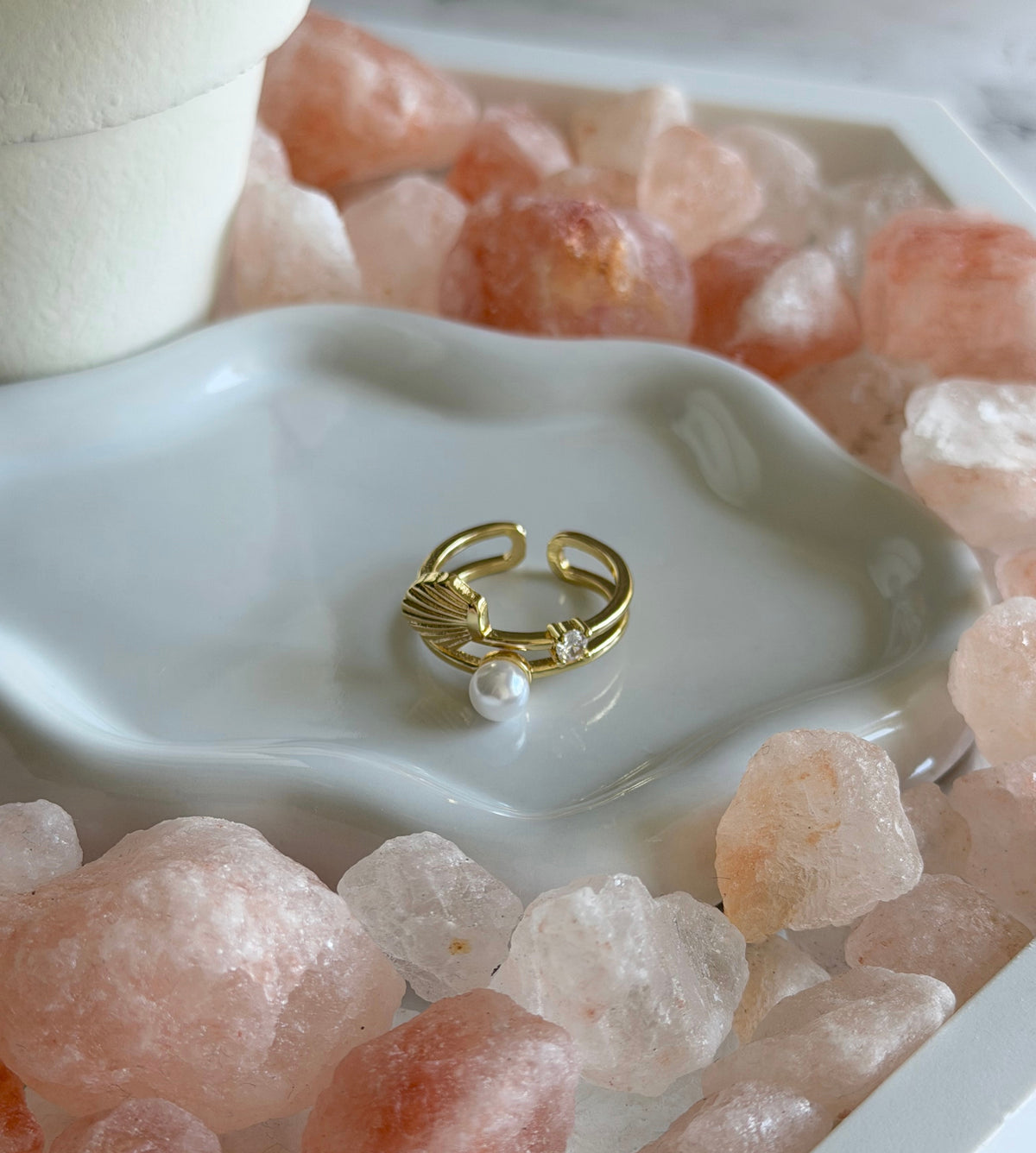 Shell Pearl Ring