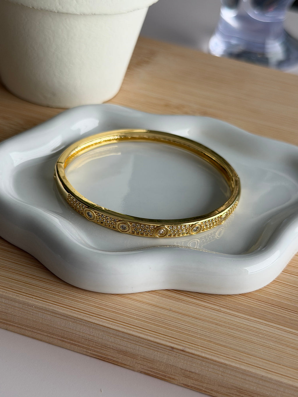 Classic Crystal Gold Bangle