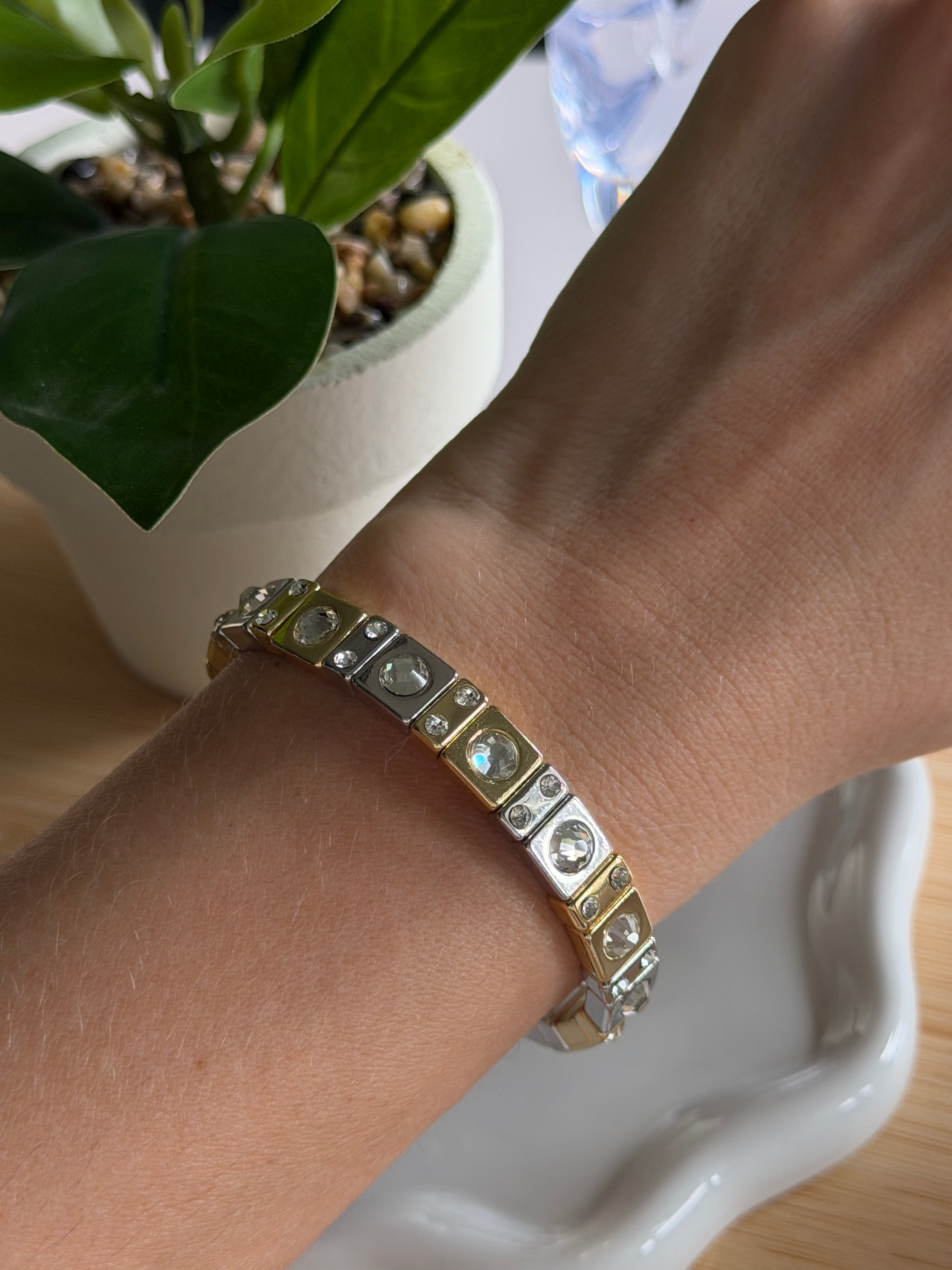 Two-Tone Crystal Stretch Bracelet