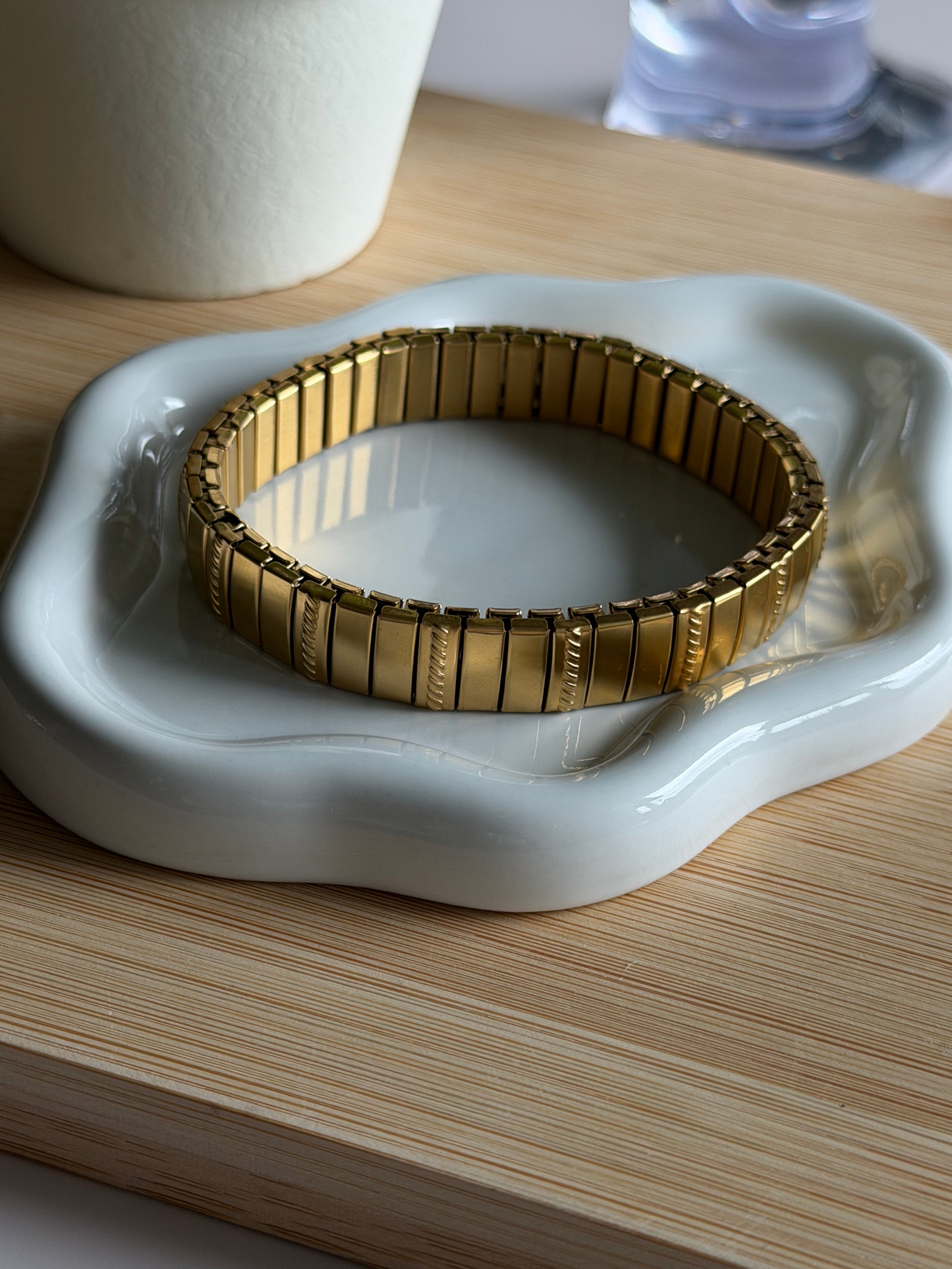 Classic Gold Stretch Bracelet